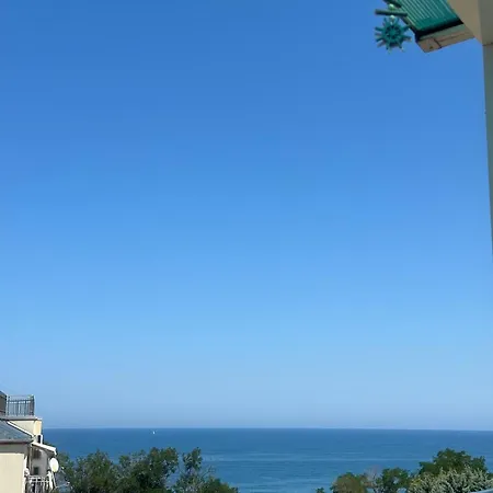 Byala With Sea View Апартаменты Бяла